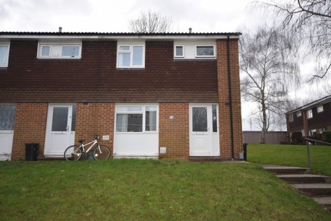 View Full Details for Rye Close, Guildford