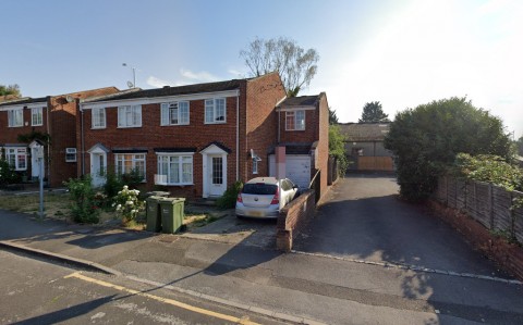 View Full Details for Lynwood, Guildford