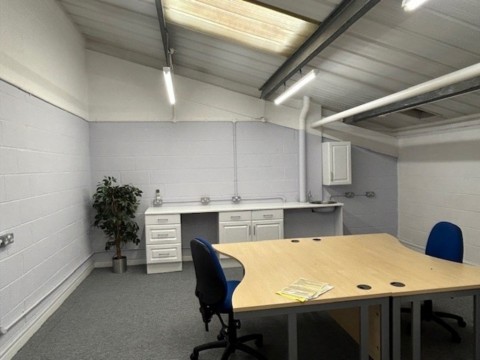 View Full Details for Unit 21 FAREHAM ENTERPRISE CENTRE